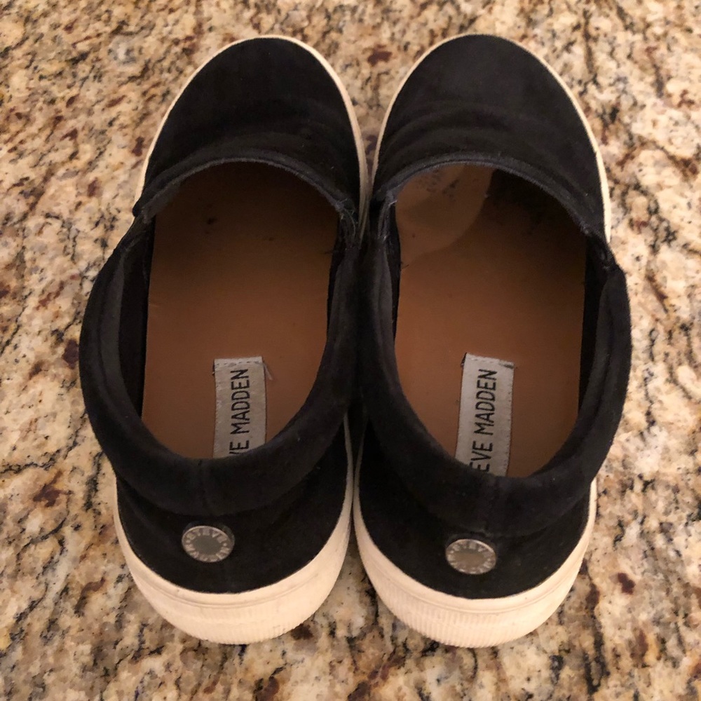 Steve Madden Gills ▪️Black▪️Suede Slip-On Sneakers - Size 6️⃣ - Picture 7 of 7